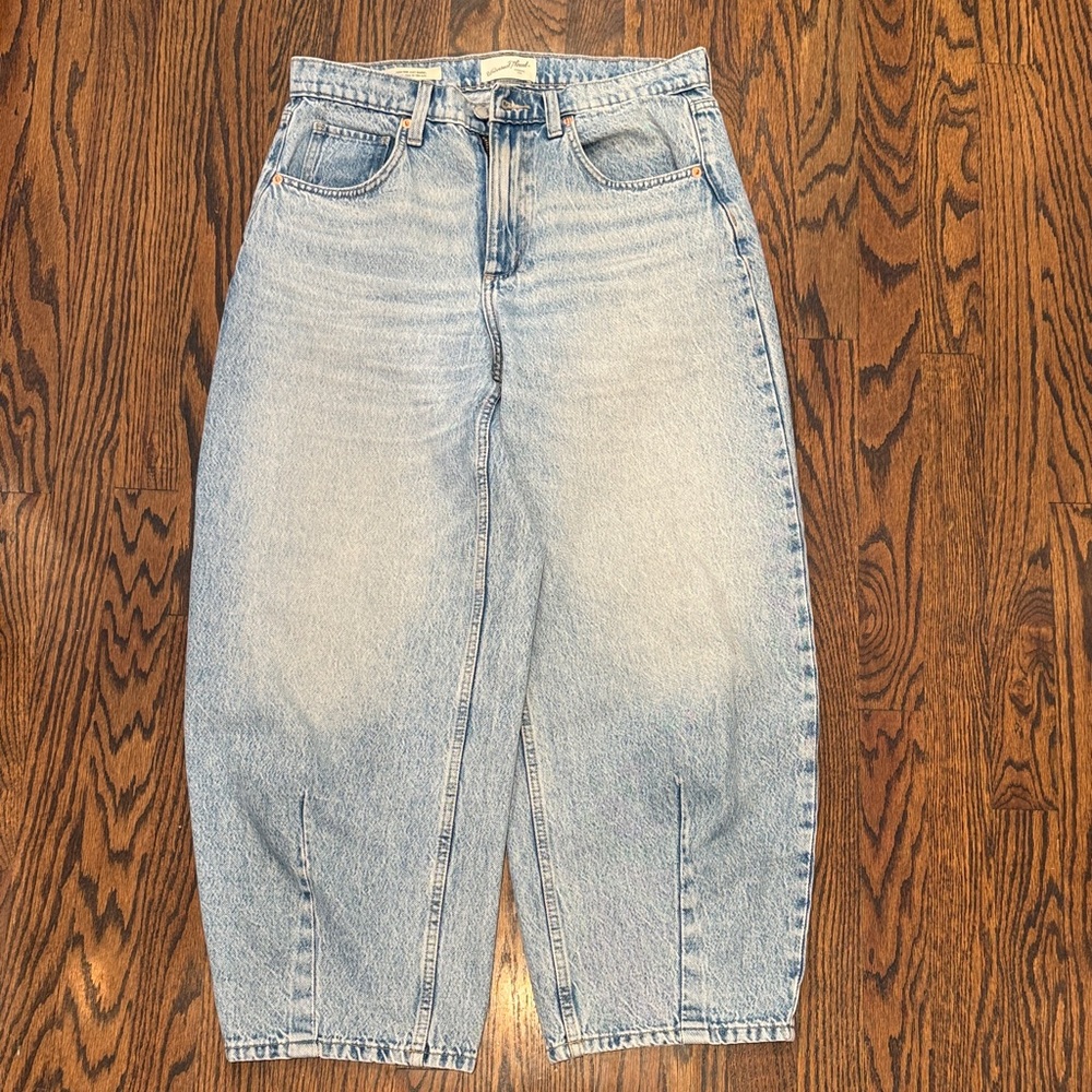 Universal Thread Classic Blue Denim Jeans